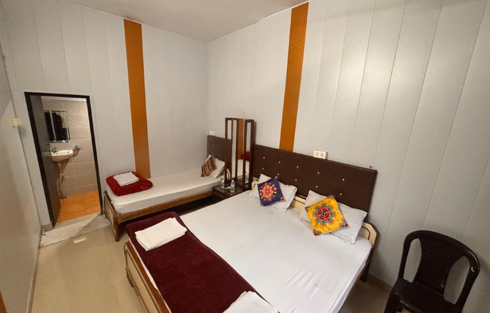 HosteLaVie Varanasi Slider Pictures